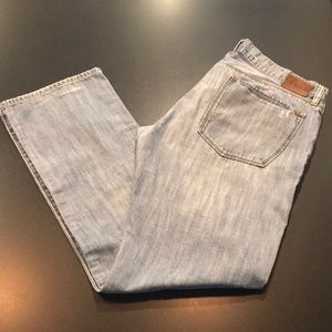 GAP men’s premium straight fit jeans (size 33x32)